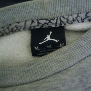 Jordan sweat shirt